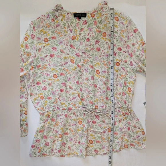 Rachel Zoe Floral blouse 3/4 sleeve with drawstring waist, size M - Picture 4 of 8
